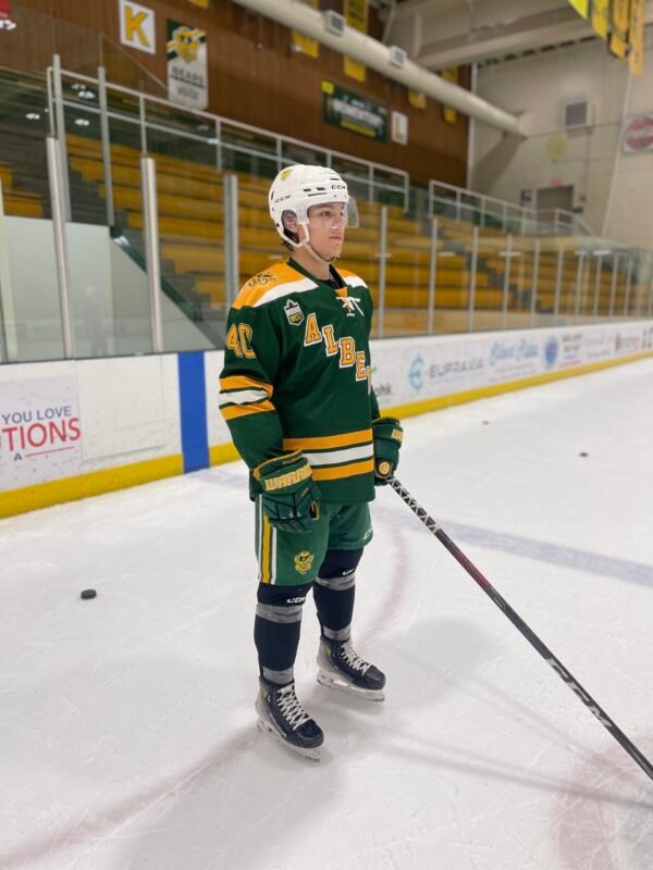 Green Golden Bears Hockey Sweater - Image 2